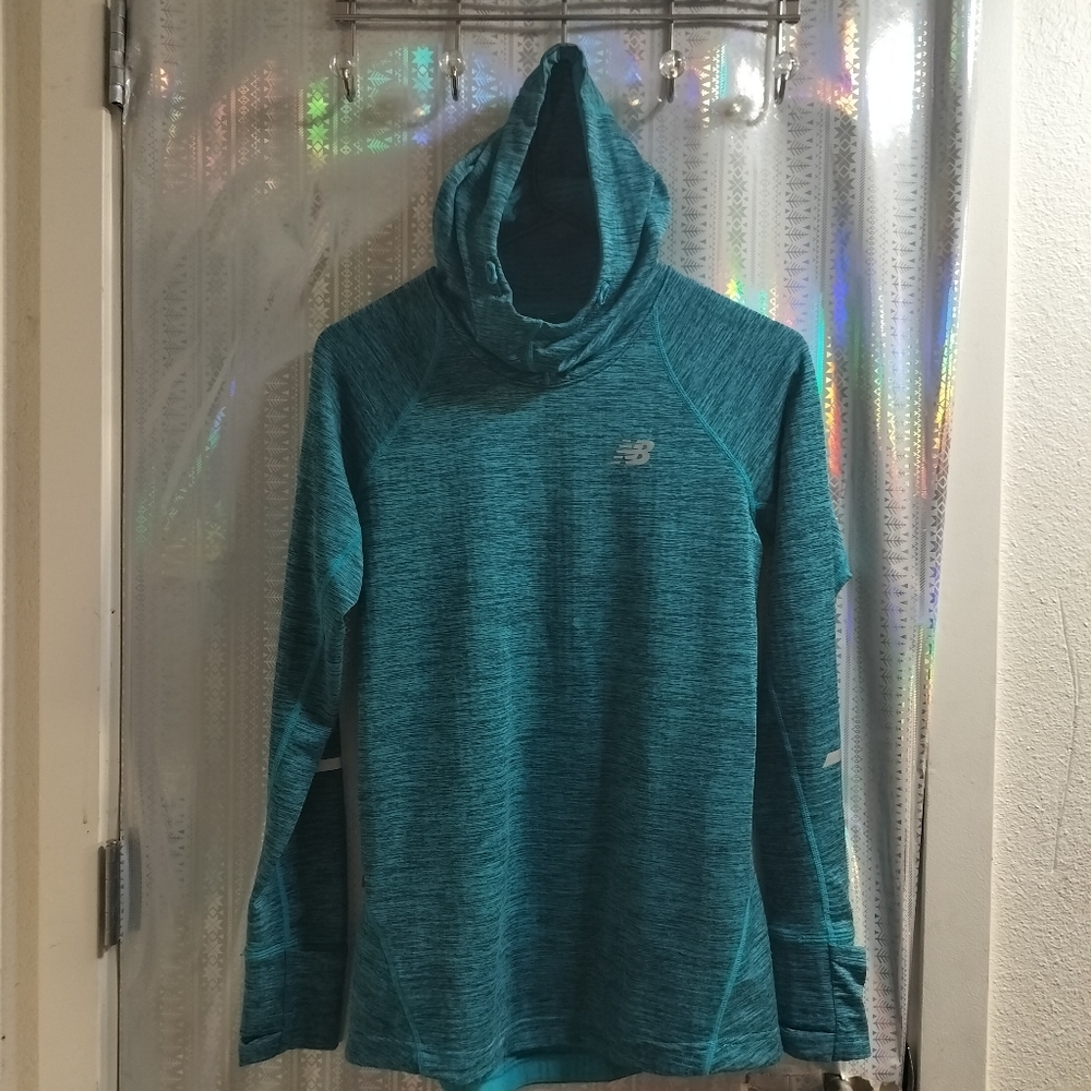New Balance Hooded Sweatshirt MEDIUM